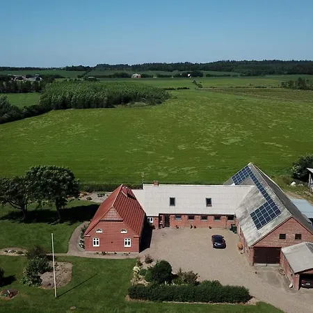 Hennebjerg Overnatning Stavso Exterior photo